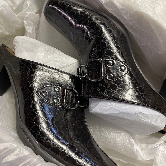 Naturalizer Becka Brown Wedged Boots 8 Brand NEW - Picture 4 of 8